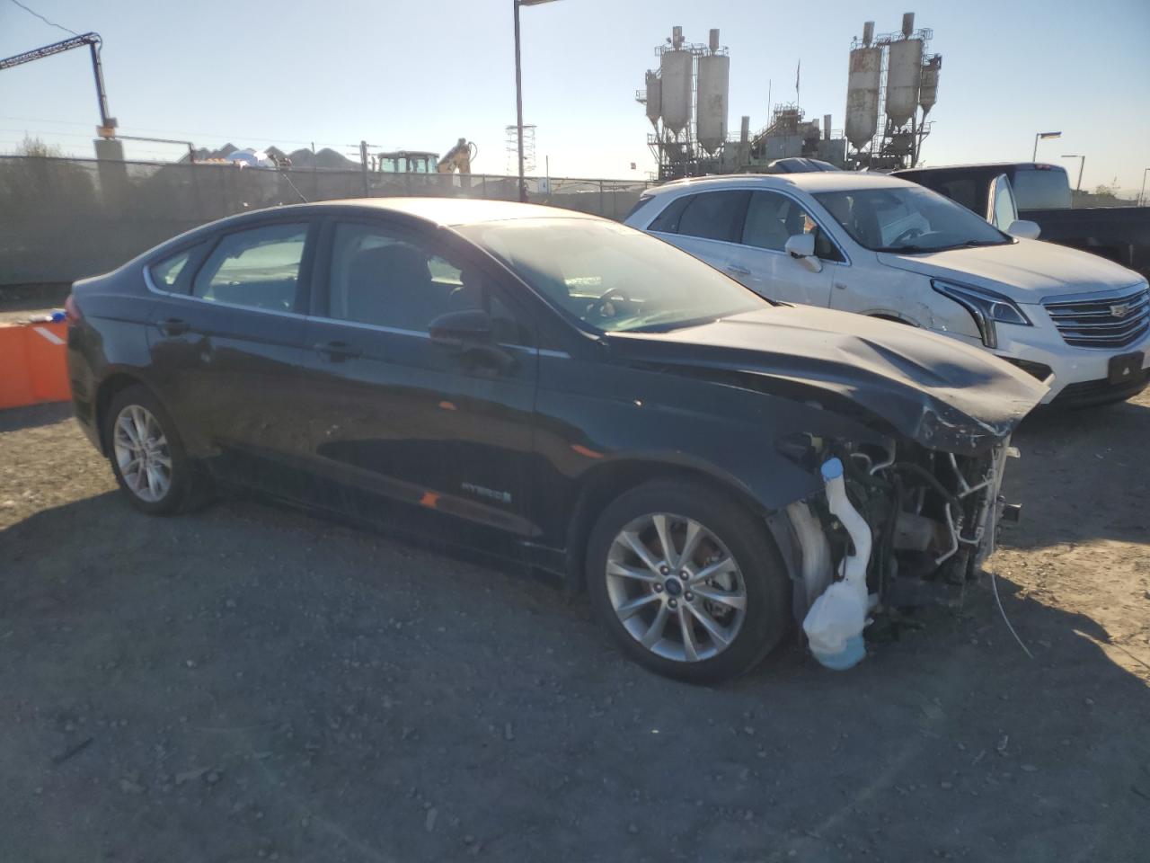 VIN 3FA6P0LU0HR399000 2017 FORD FUSION no.4