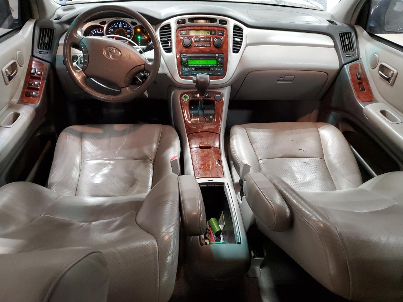 2005 Toyota Highlander - Image 8