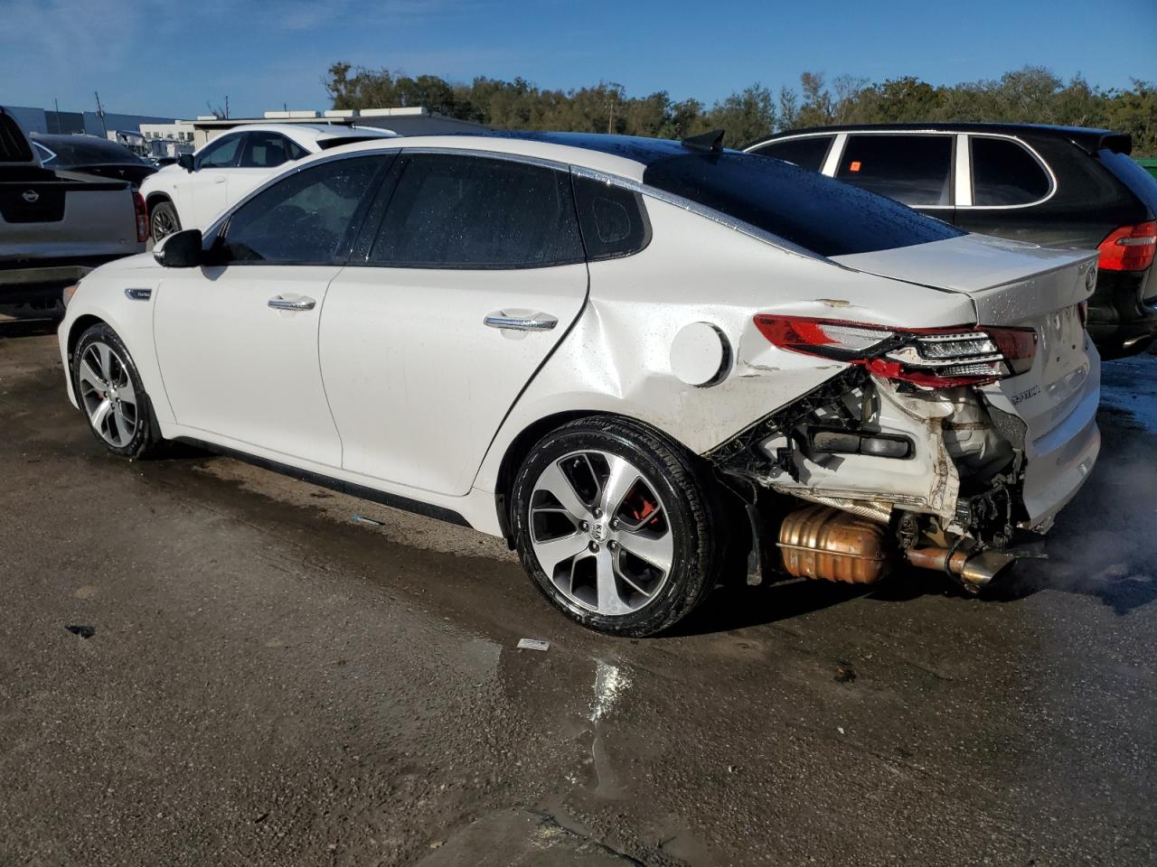 2017 Kia Optima - Image 2