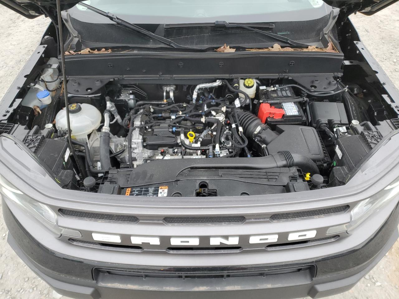 2022 Ford Bronco - Image 12