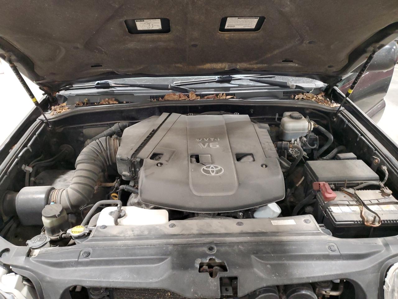 2006 Toyota 4Runner - Image 12