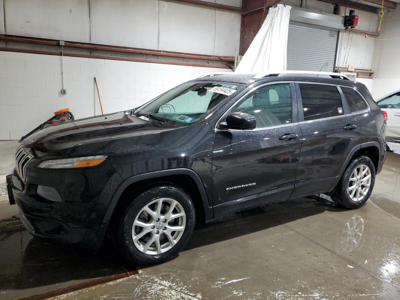 2015 Jeep Grand Cherokee - Image 1