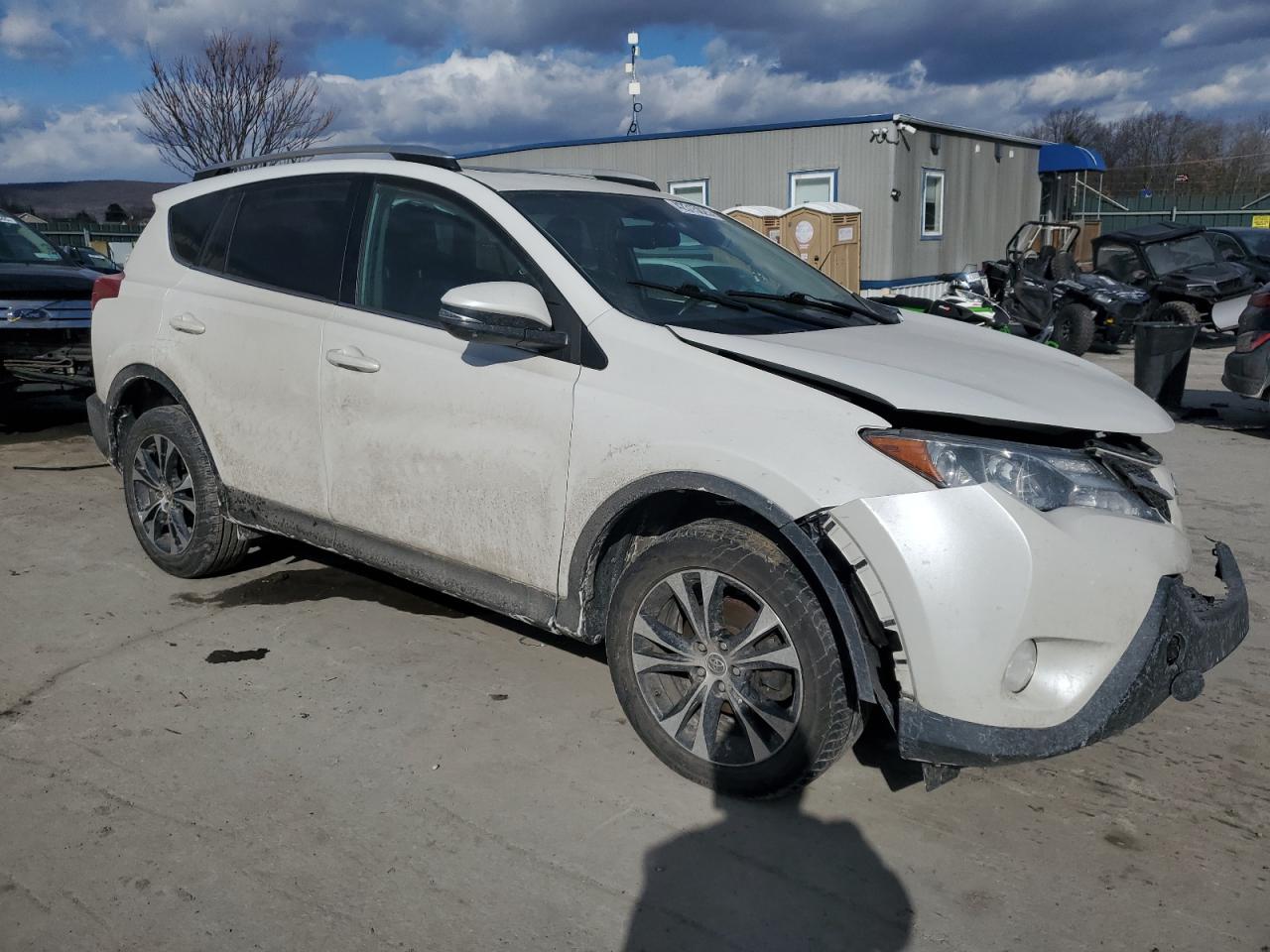 2015 Toyota RAV 4 - Image 4