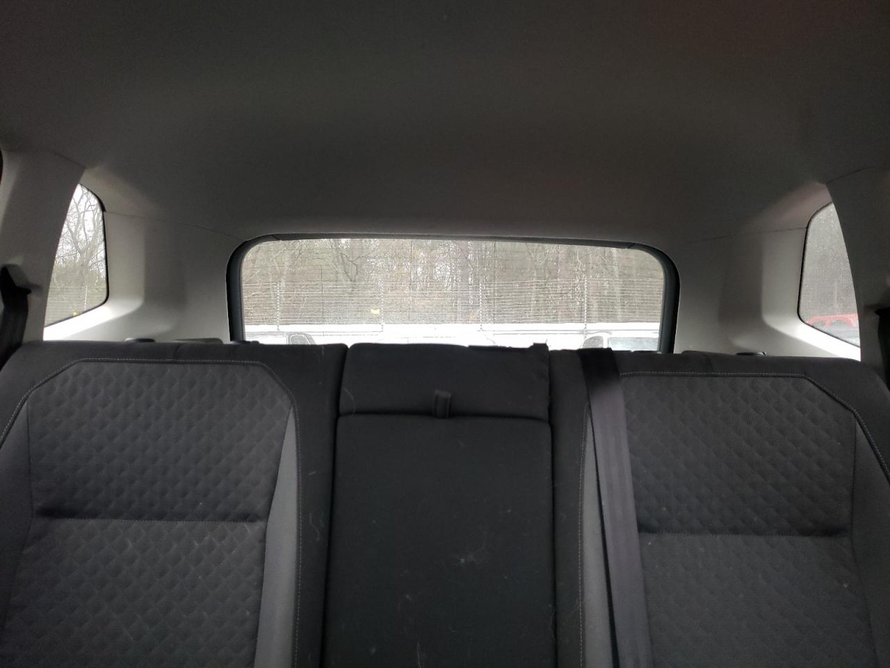 2018 Volkswagen Tiguan - Image 10