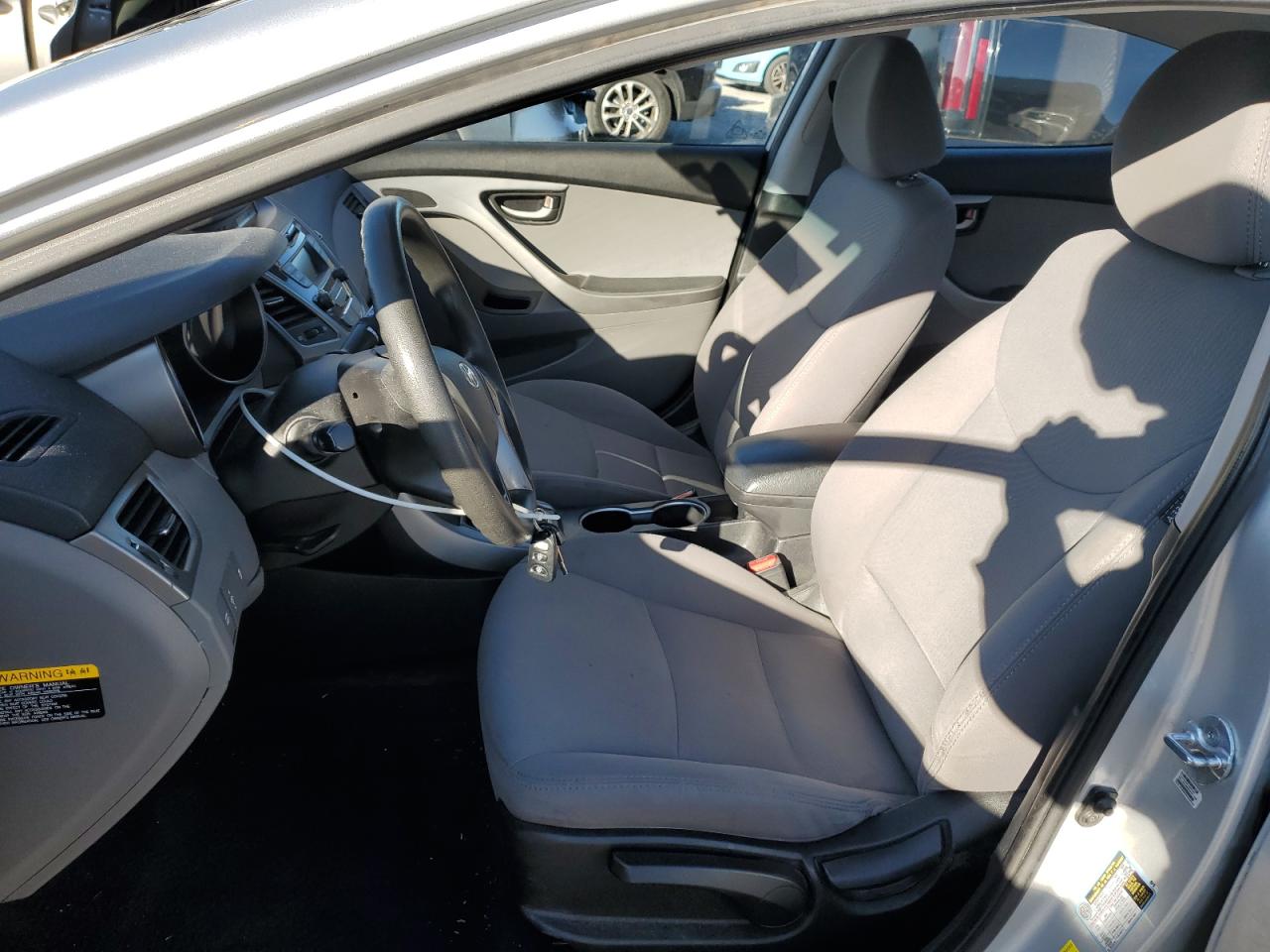 2016 Hyundai Elantra - Image 7
