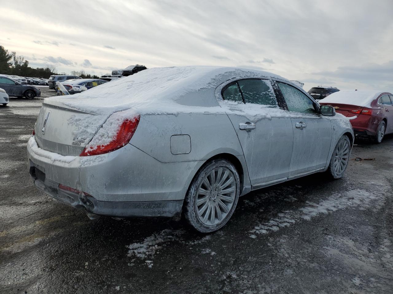 2013 Lincoln MKS - Image 3