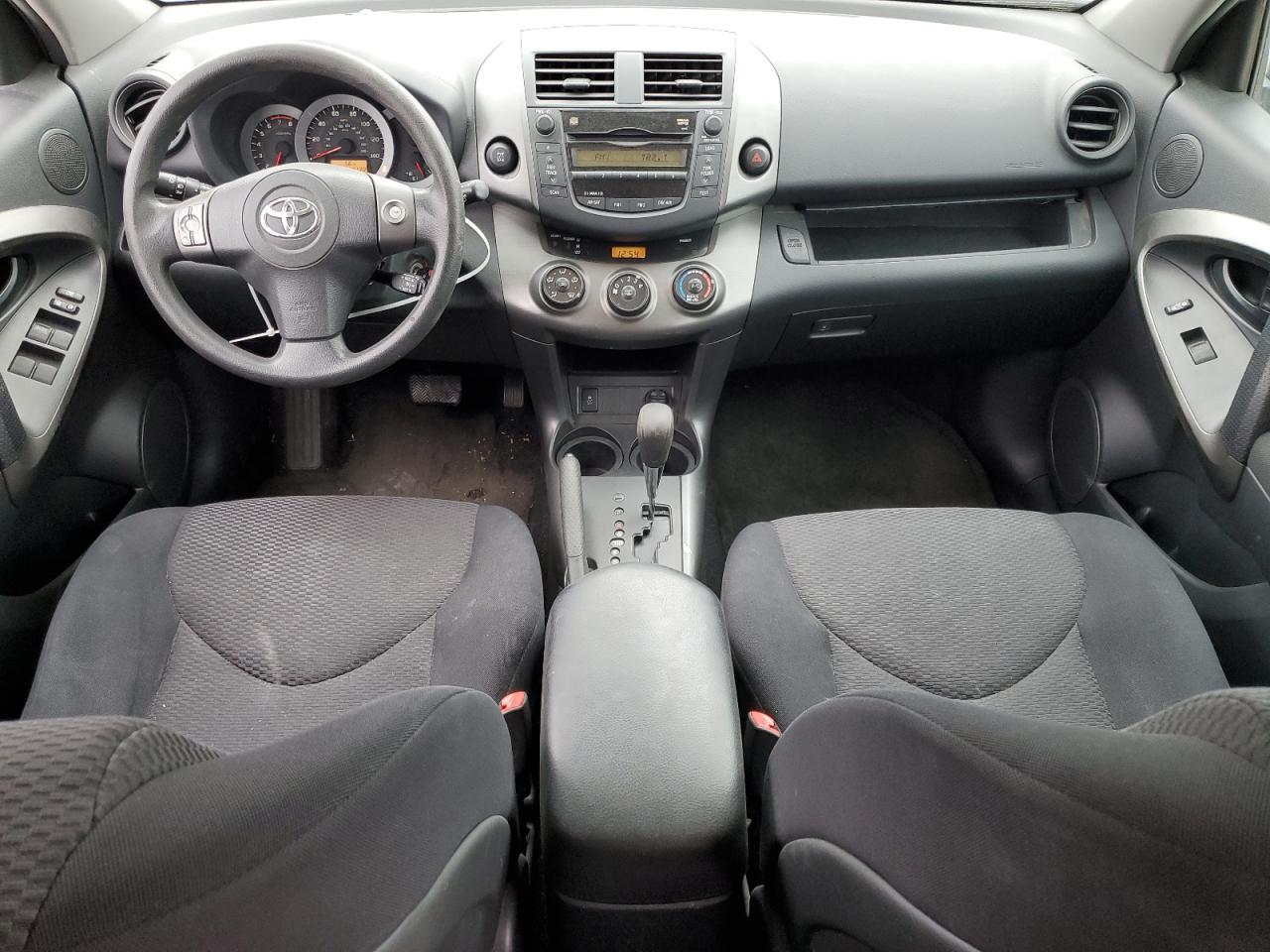 2011 Toyota RAV 4 - Image 8