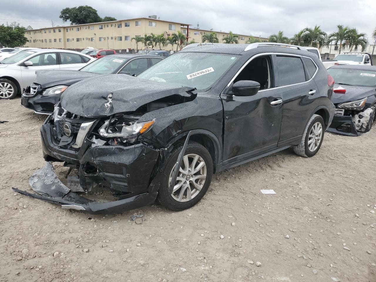 2018 Nissan Rogue - Image 1