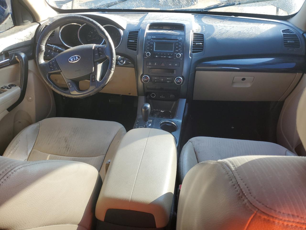 2011 Kia Sorento - Image 8