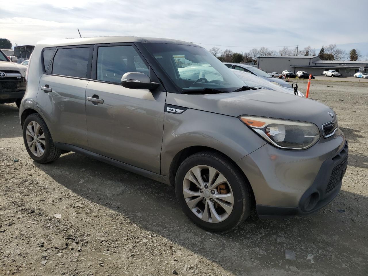 VIN KNDJP3A50E7062945 2014 KIA SOUL no.4