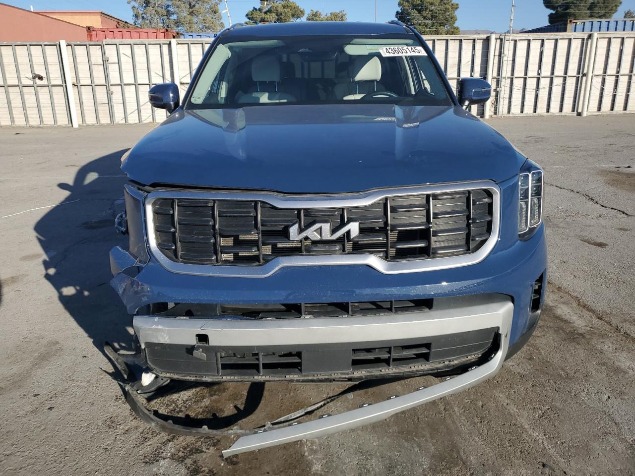 2023 Kia Telluride - Image 5