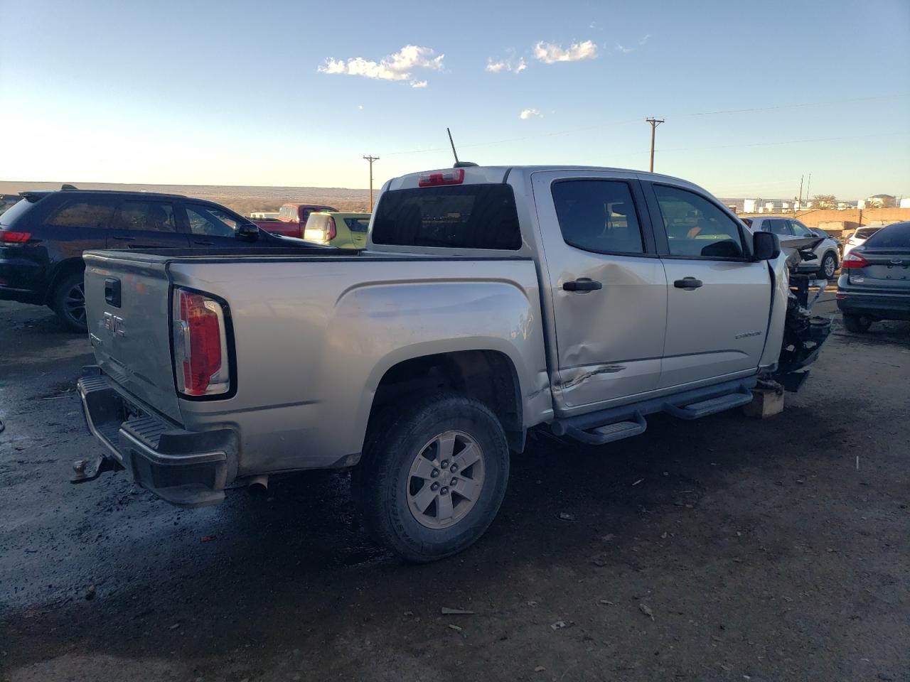2016 GMC Canyon - Image 3