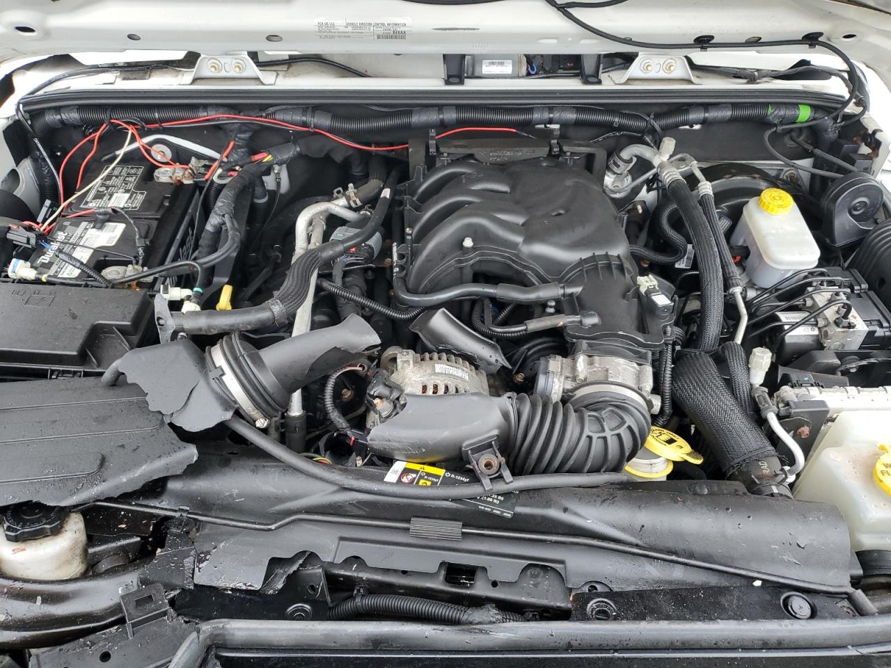 2017 Jeep Wrangler - Image 12