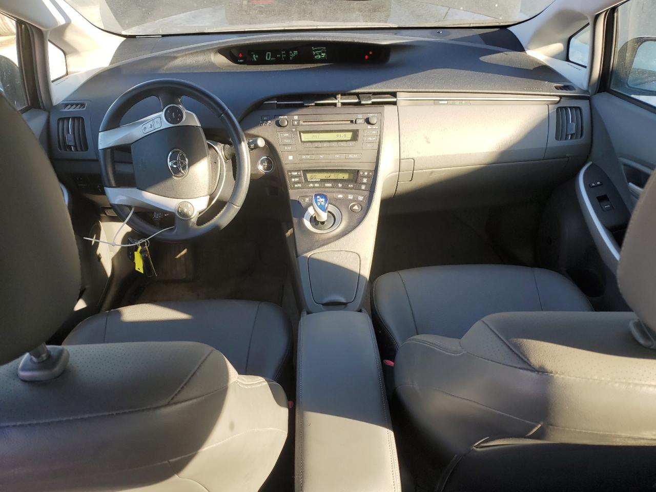 2011 Toyota Prius - Image 8