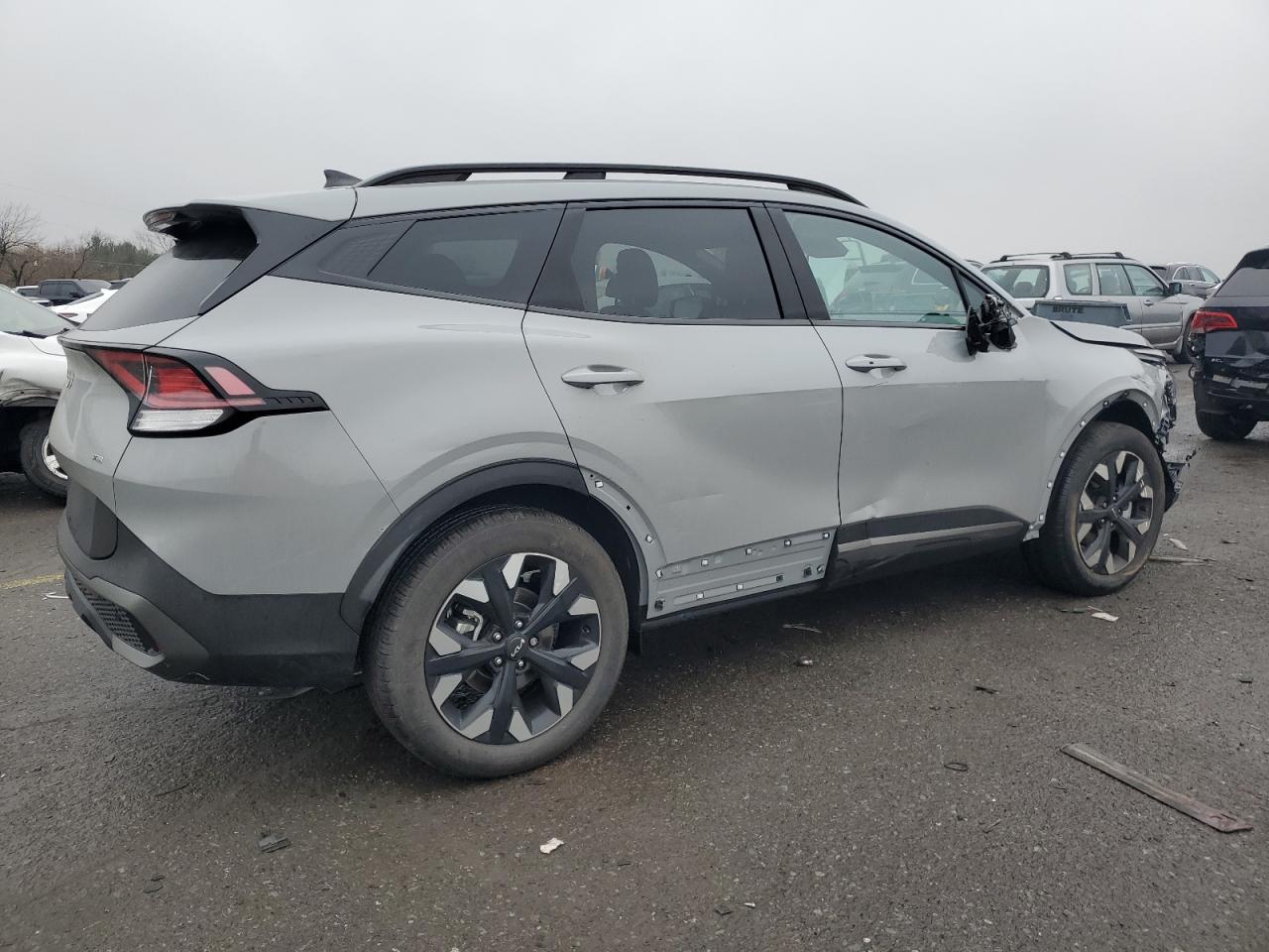 2024 Kia Sportage - Image 3