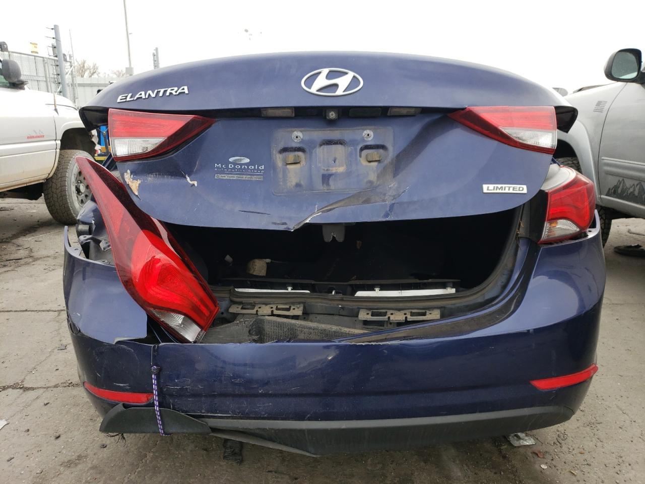 2014 Hyundai Elantra - Image 6