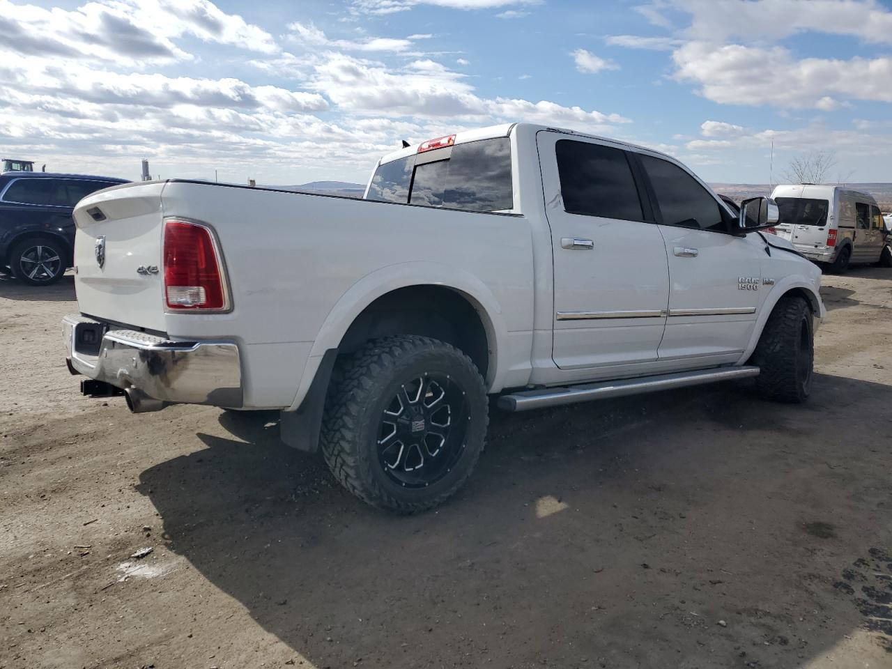 2017 RAM 1500 - Image 3