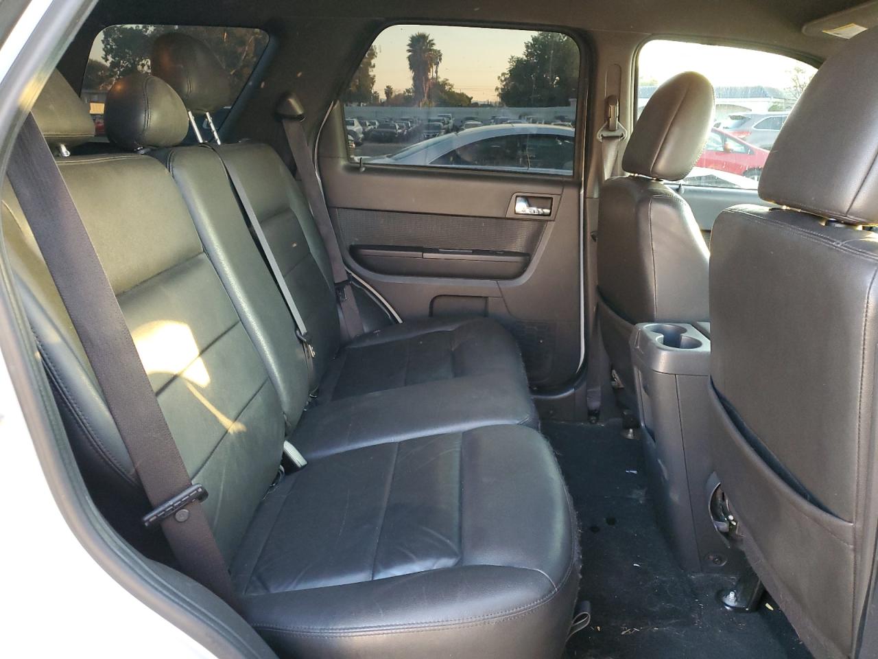 2009 Ford Escape - Image 11