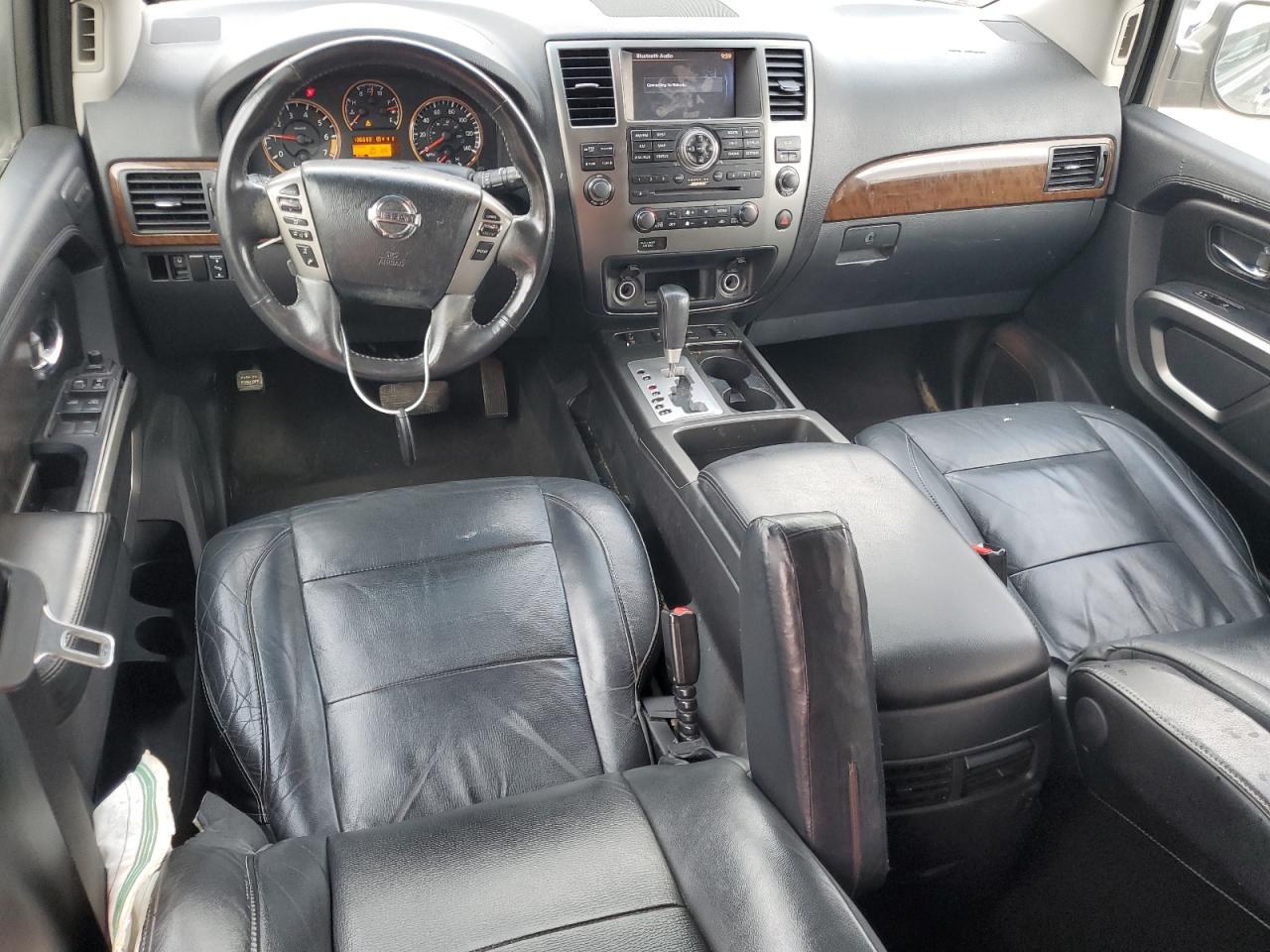 2015 Nissan Armada - Image 8