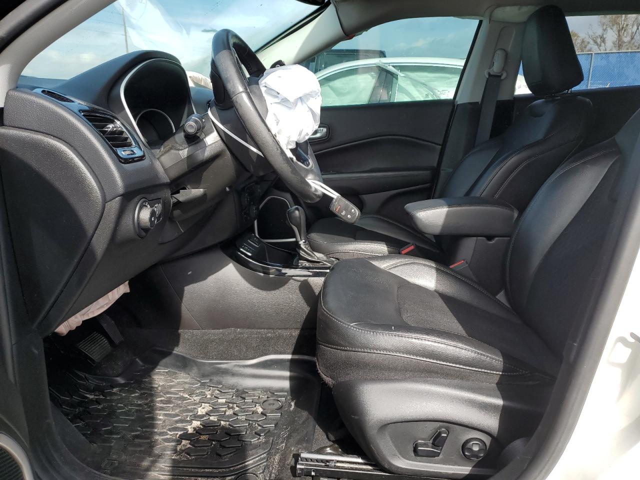 2019 Jeep Compass - Image 7