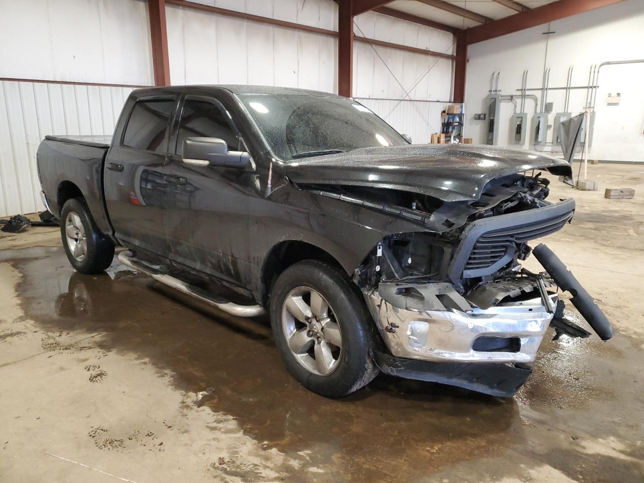 2016 RAM 1500 - Image 4