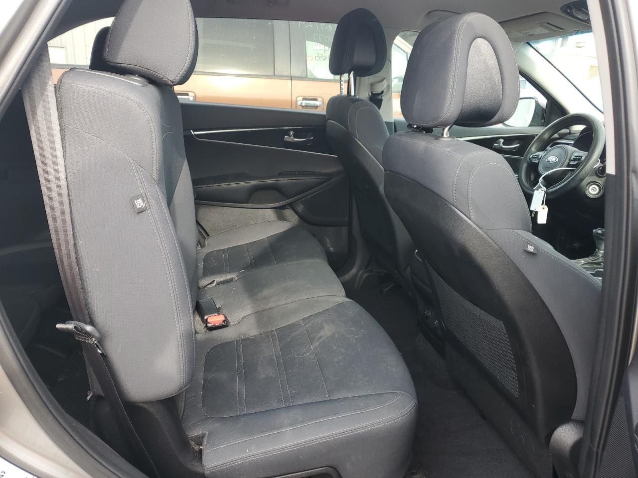 2017 Kia Sorento - Image 11