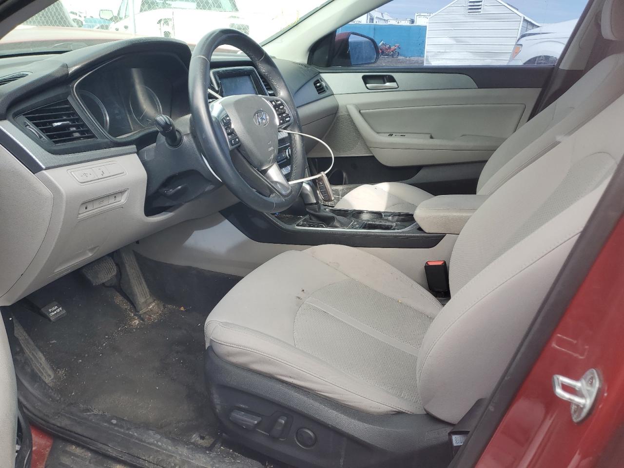 2018 Hyundai Sonata - Image 7