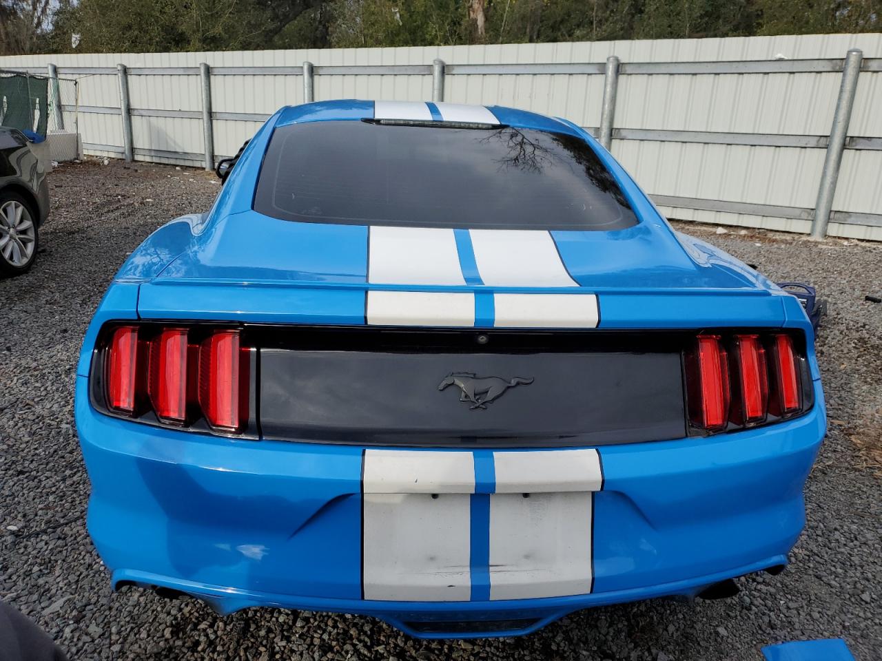 2017 Ford Mustang - Image 6
