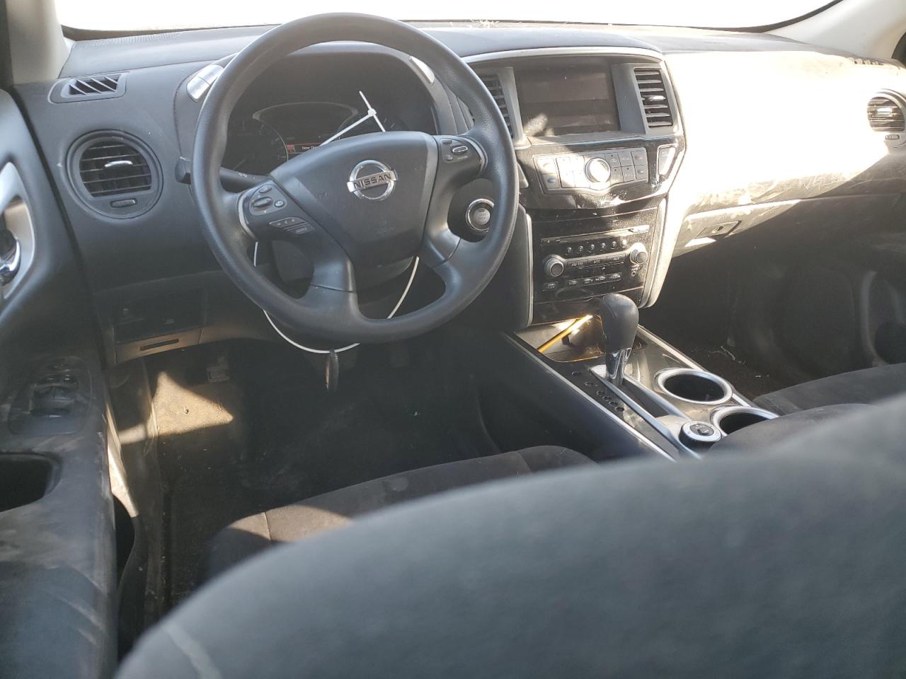 2015 Nissan Pathfinder - Image 8