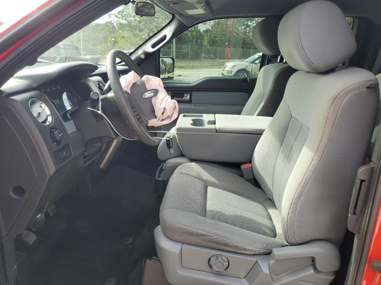 2014 Ford F-150 - Image 7