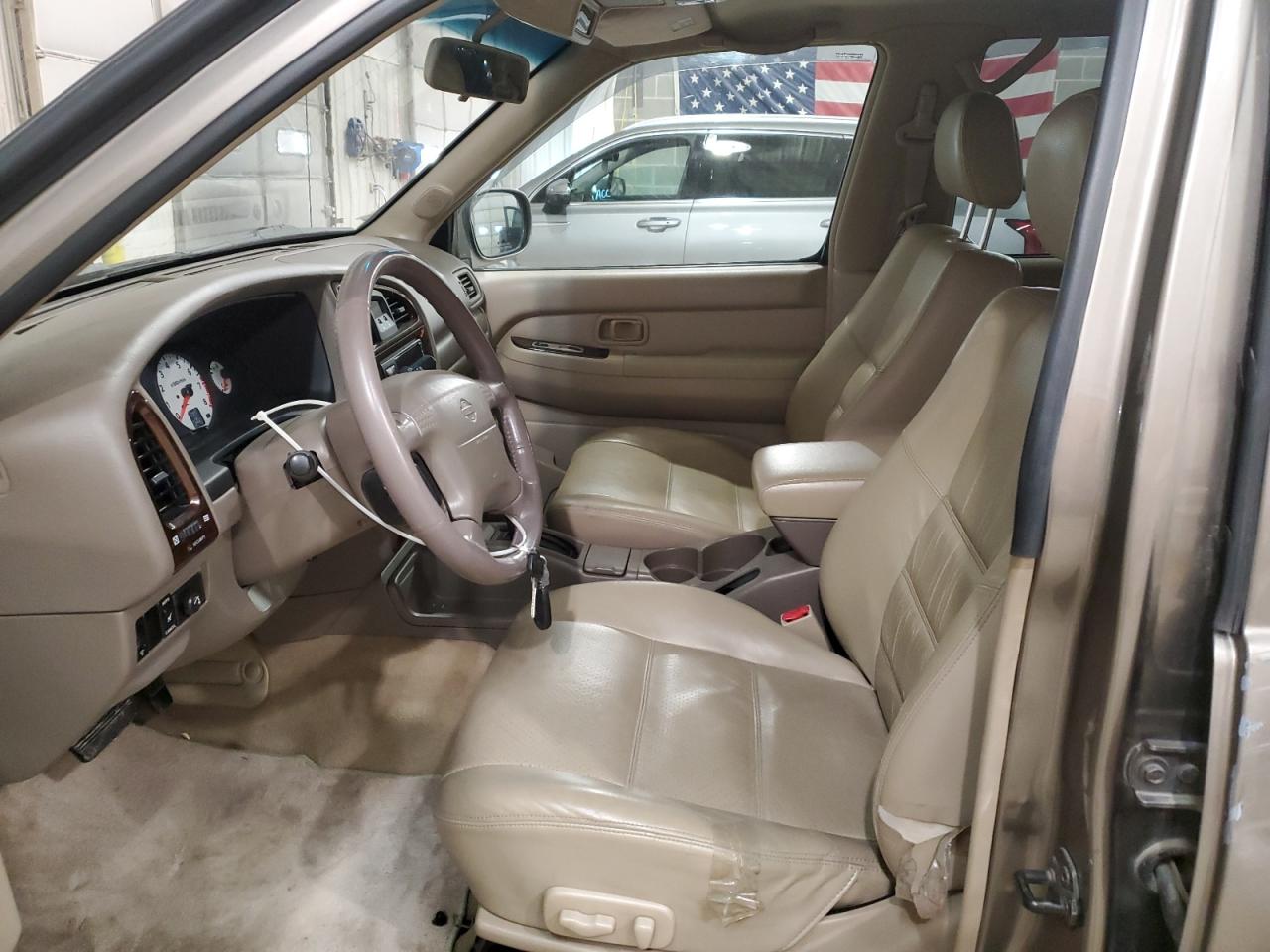 2001 Nissan Pathfinder - Image 7