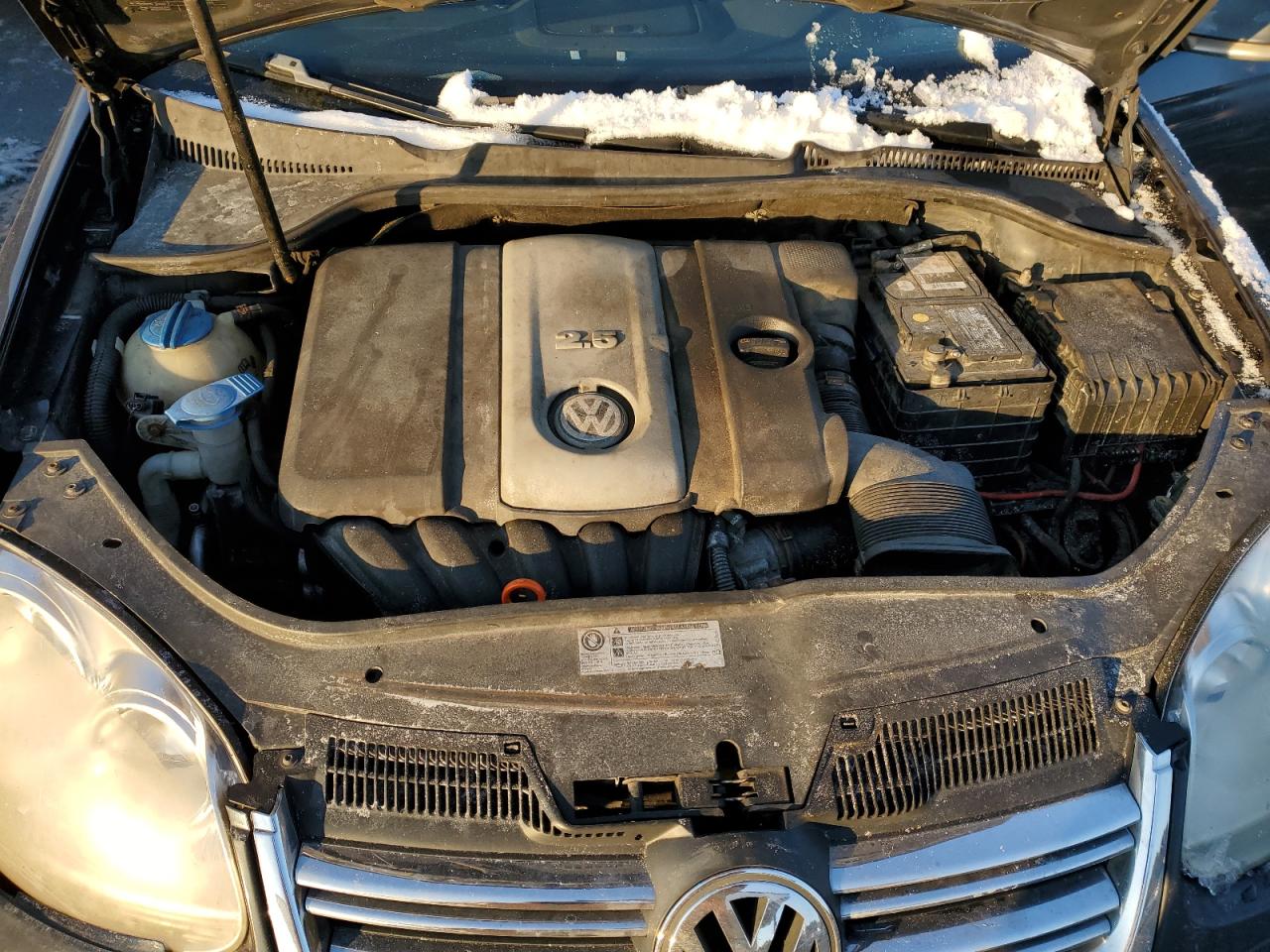 2009 Volkswagen Jetta - Image 11