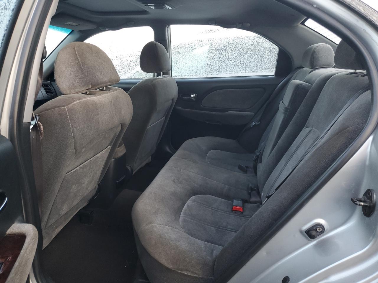 2005 Hyundai Sonata - Image 10