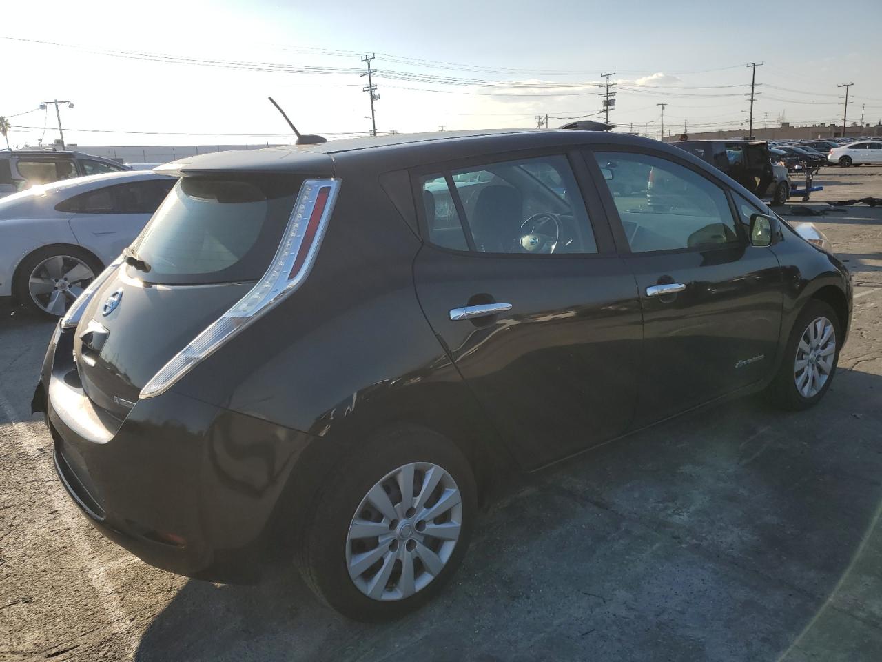 2015 Nissan Leaf - Image 3