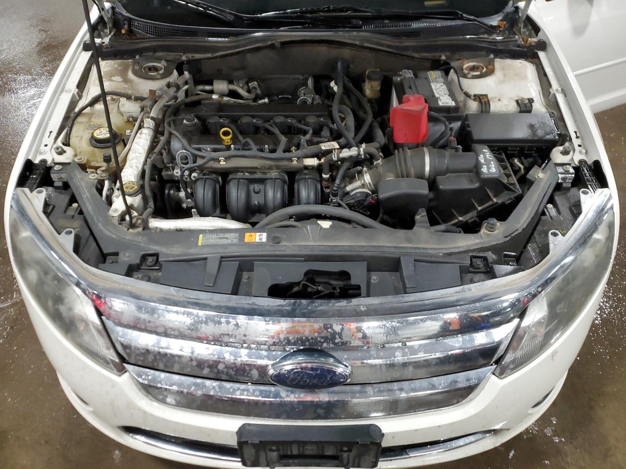 2010 Ford Fusion - Image 11