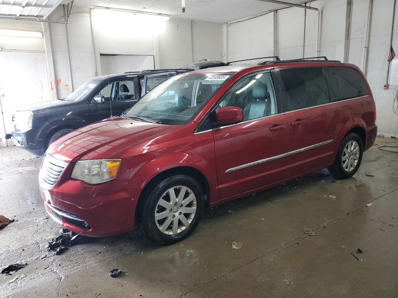 2014 Chrysler Town & Country - Image 1