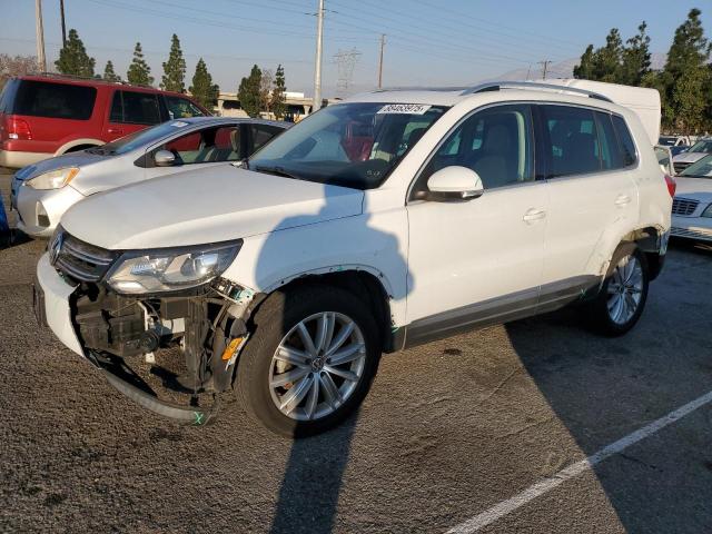  VOLKSWAGEN TIGUAN 2016 Белый