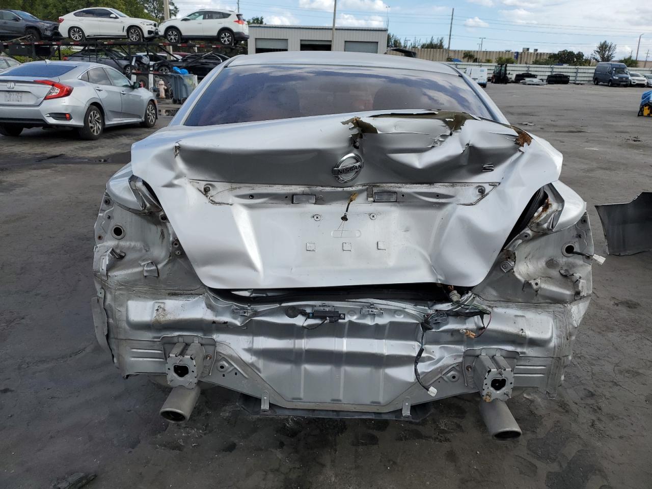 2015 Nissan Altima - Image 6