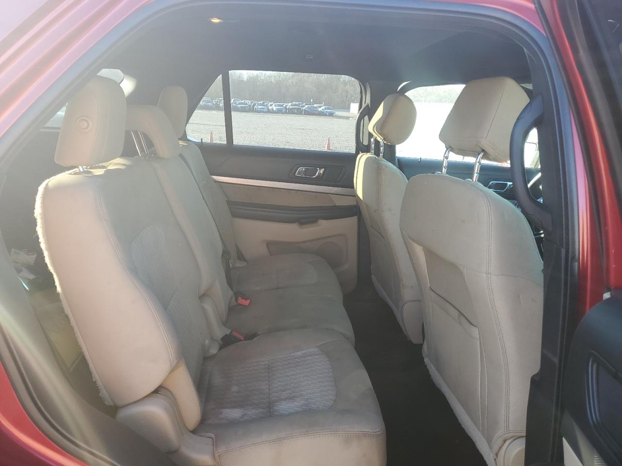 2017 Ford Explorer - Image 11