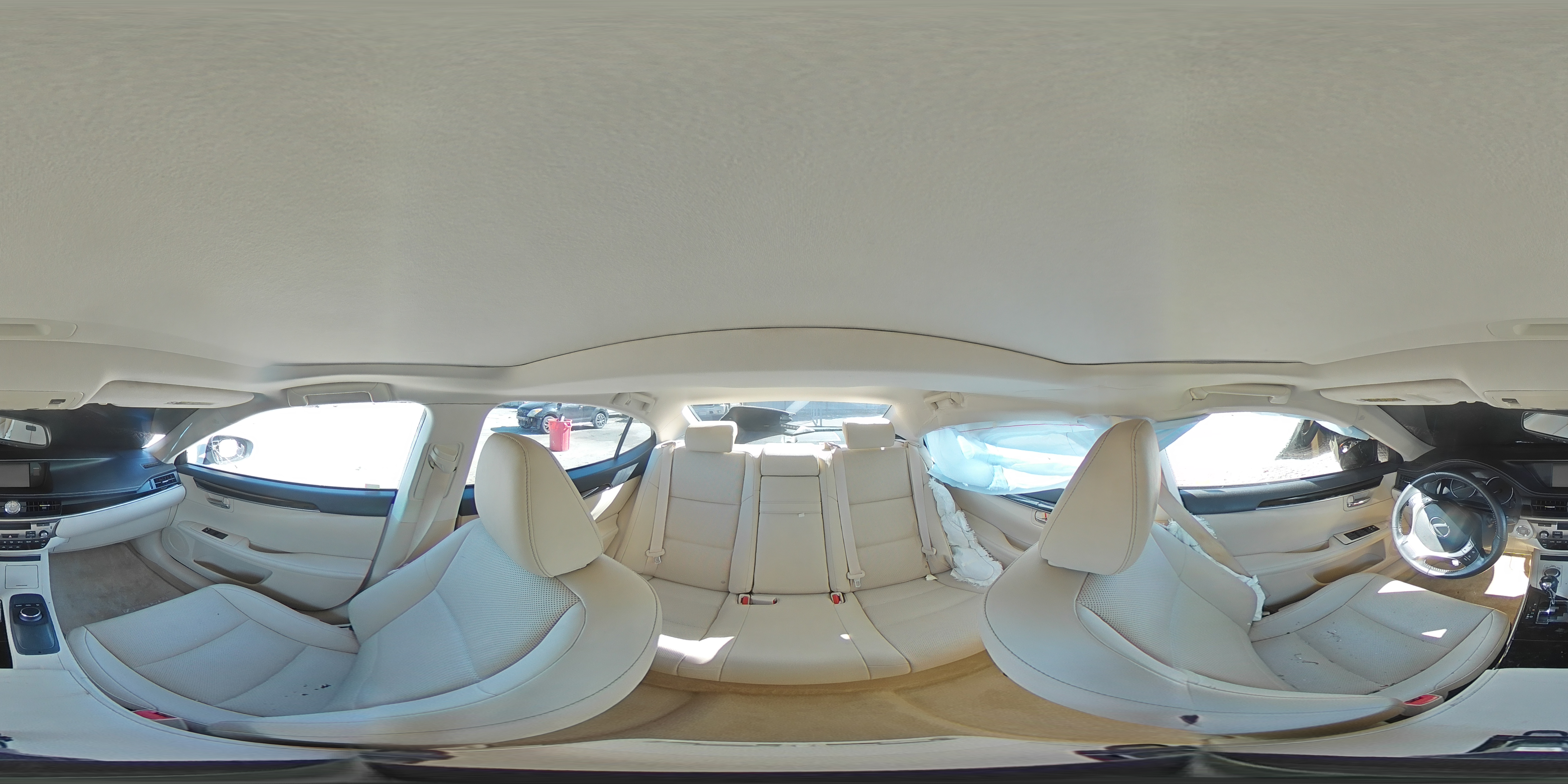 2015 Lexus ES - Image 12