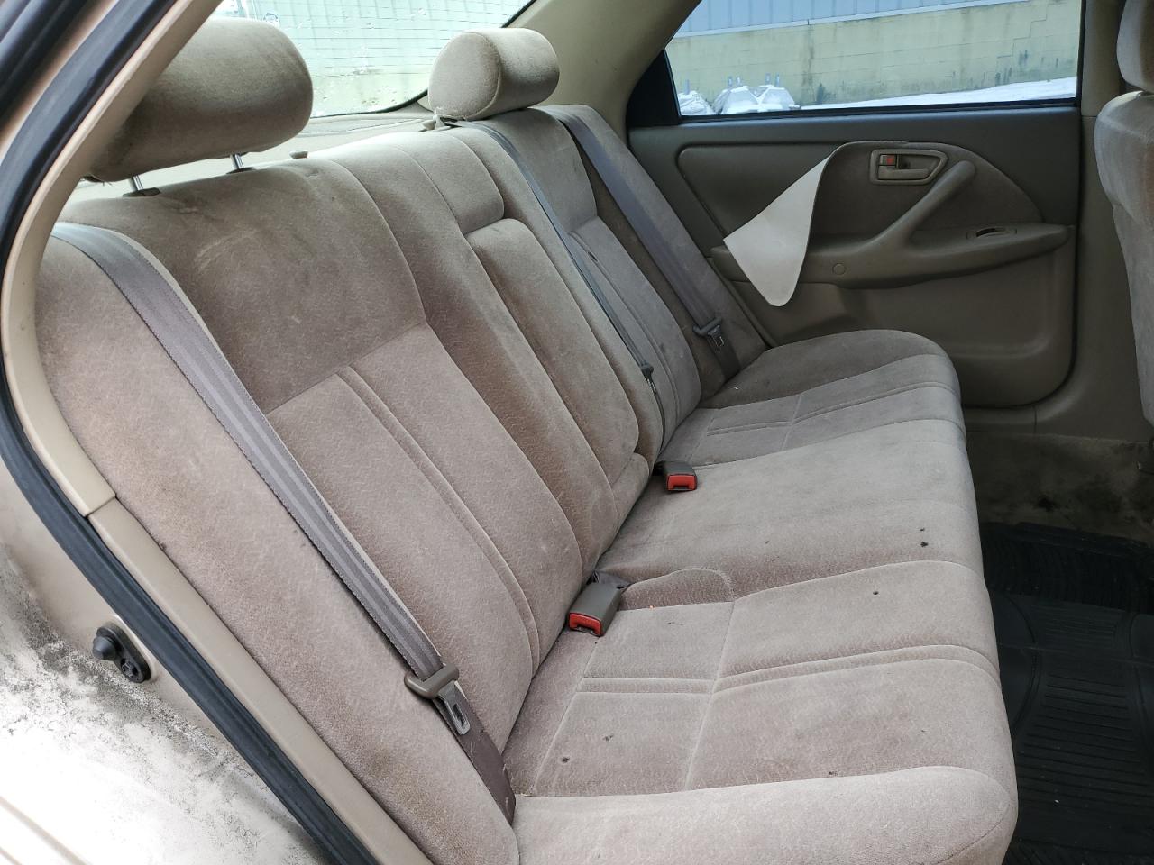 1998 Toyota Camry - Image 10
