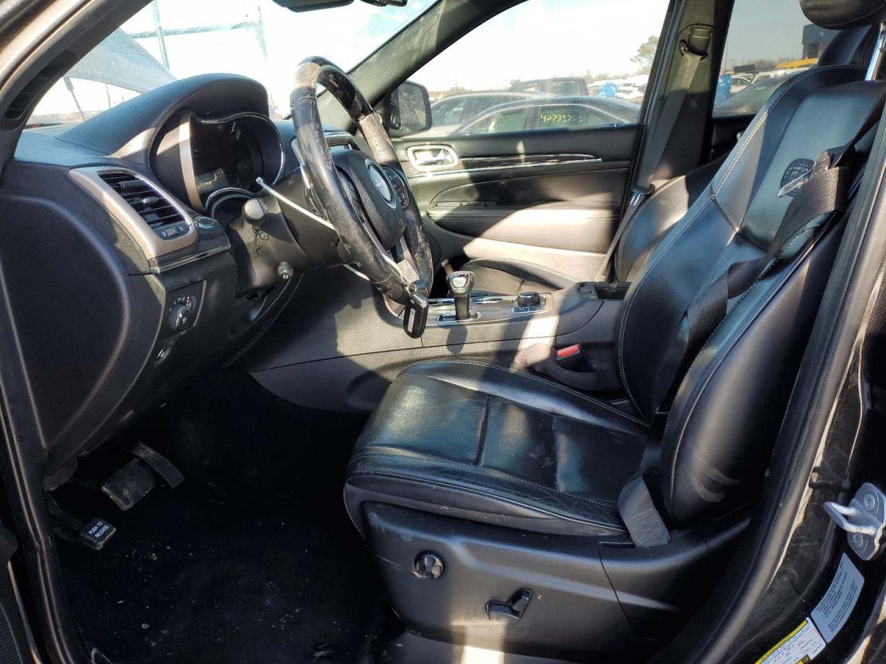2015 Jeep Grand Cherokee - Image 7