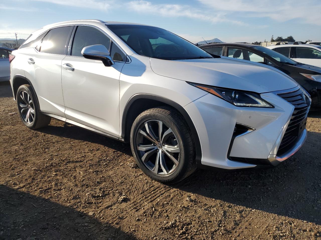 2017 Lexus RX - Image 4