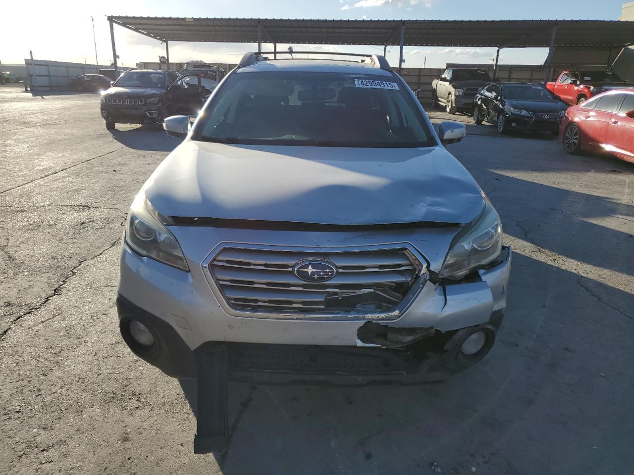 2016 Subaru Outback - Image 5