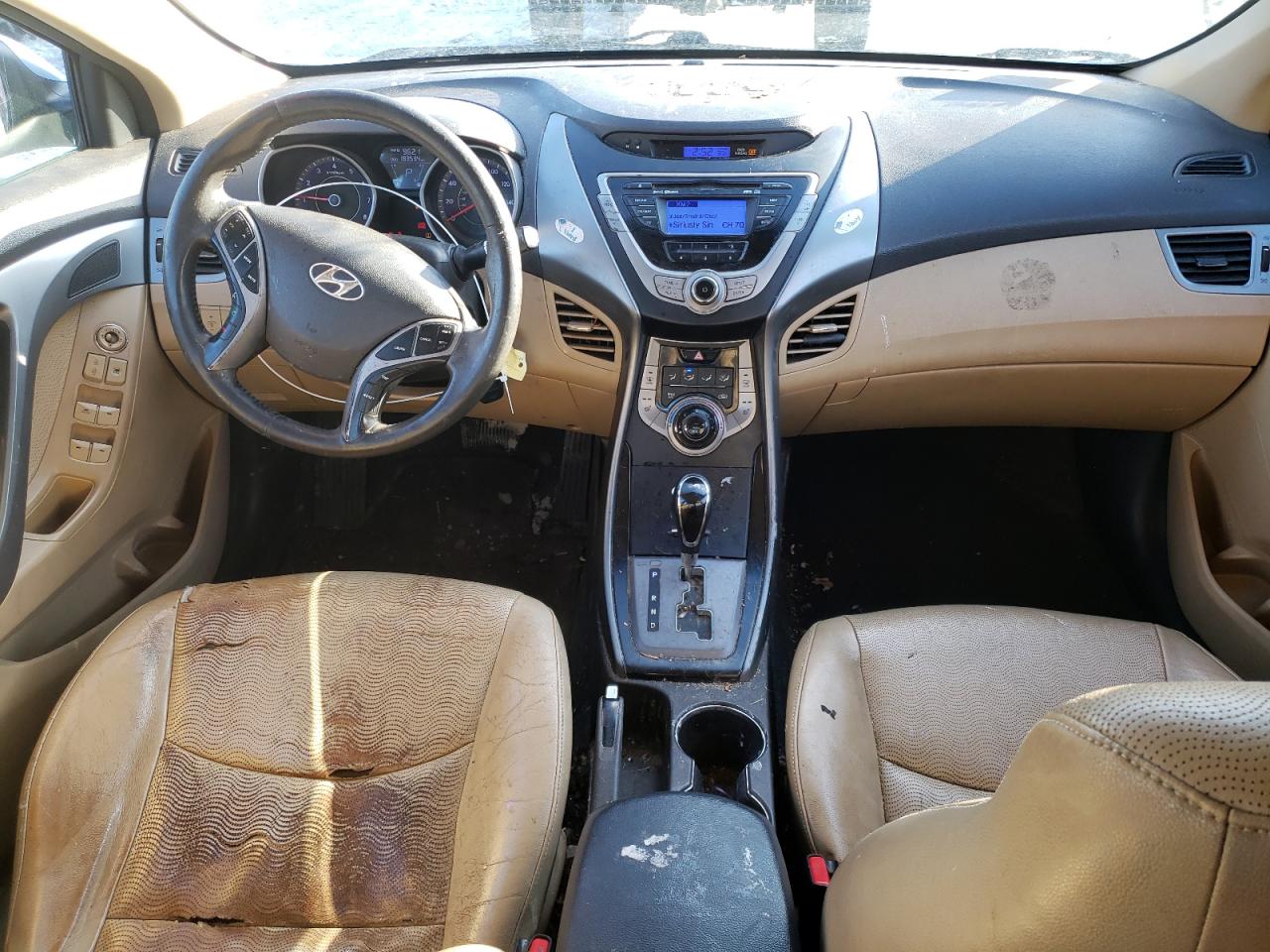 2013 Hyundai Elantra - Image 8