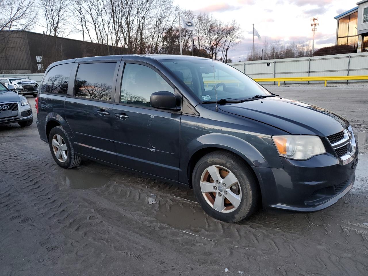 VIN 2C4RDGBG7DR628874 2013 DODGE CARAVAN no.4