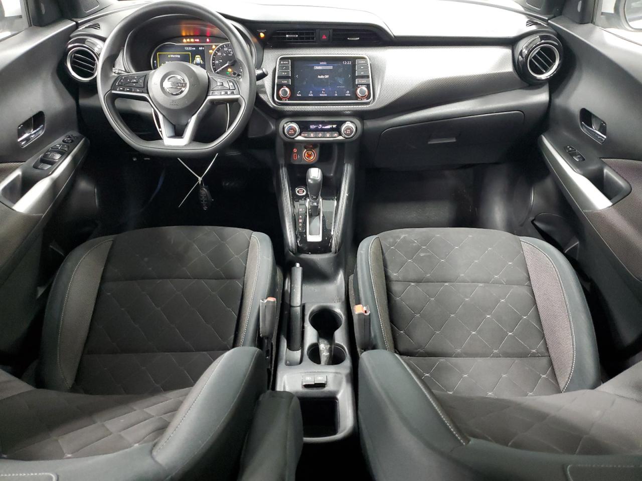 2020 Nissan Kicks - Image 8