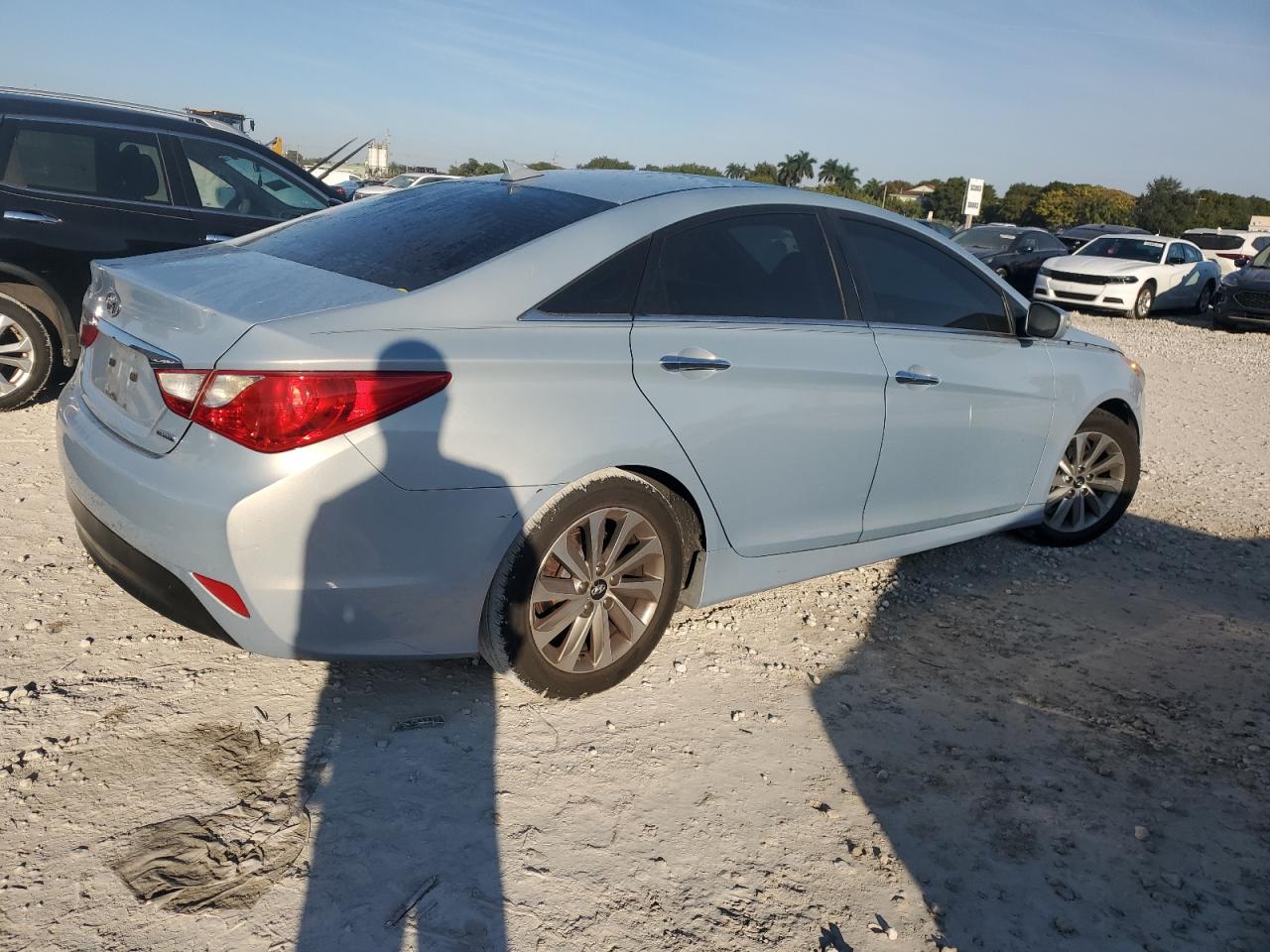 2014 Hyundai Sonata - Image 3