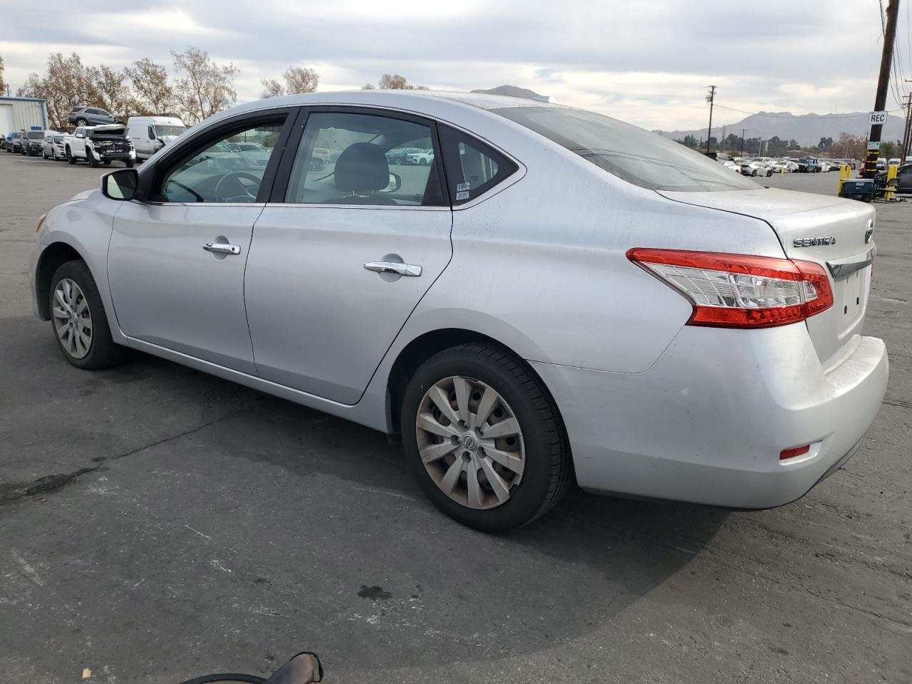 VIN 3N1AB7AP5FL647897 2015 NISSAN SENTRA no.2