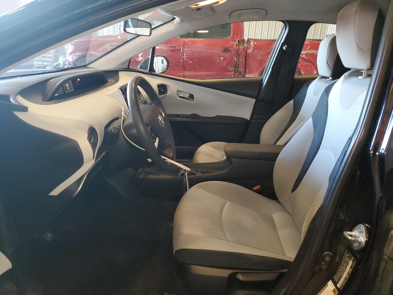 2016 Toyota Prius - Image 7